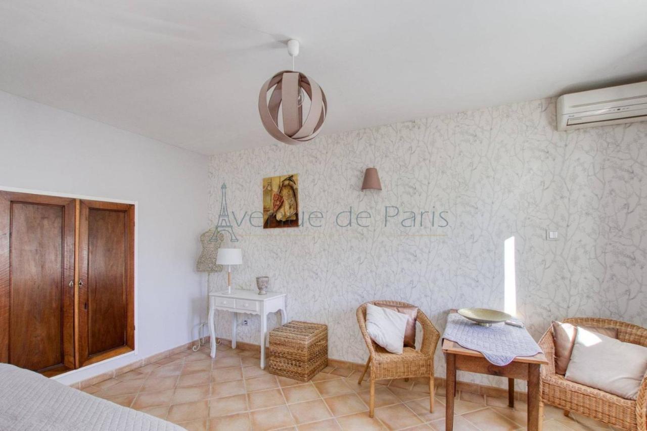 Le Mogador Chateau Du Martinet Violes Ngoại thất bức ảnh